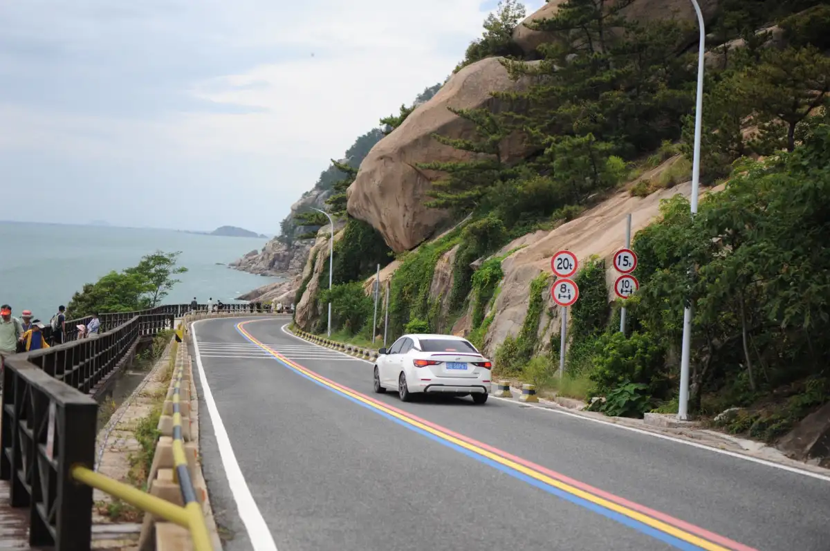 How to Get to Laoshan from Qingdao: Metro, Bus, Taxi & Tours